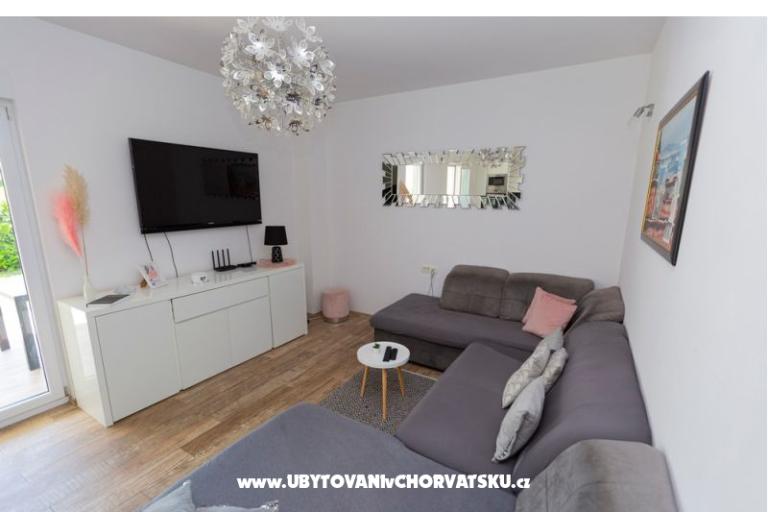 Apartmán lux with garden – foto 14