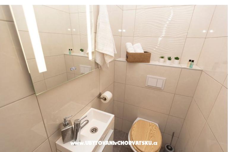 Apartmán lux with garden – foto 17