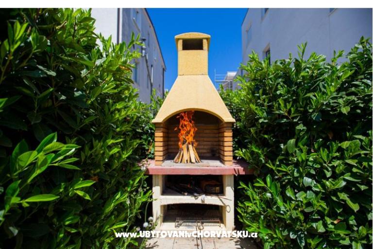 Apartmán lux with garden – foto 22