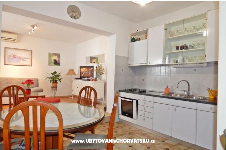 Apartmán Gloria Podstrana – foto 16
