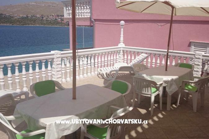 Apartmány 7 m od mora – foto 3
