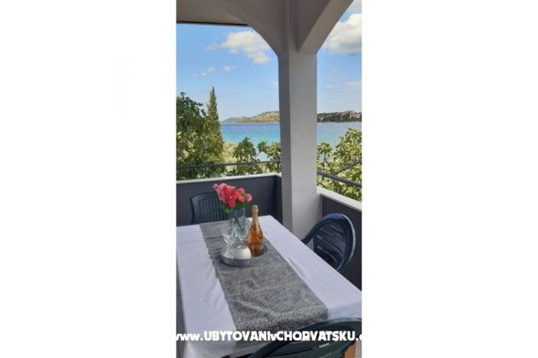 Apartmány 10 metara od mora – foto 2