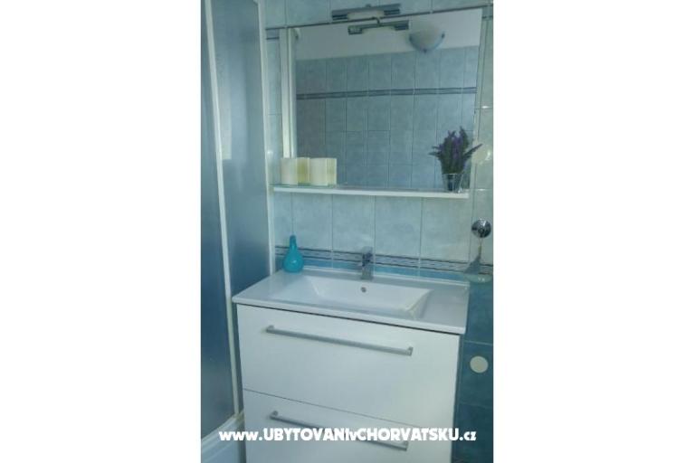 Apartmány TONĆI I IRIS*** – foto 23