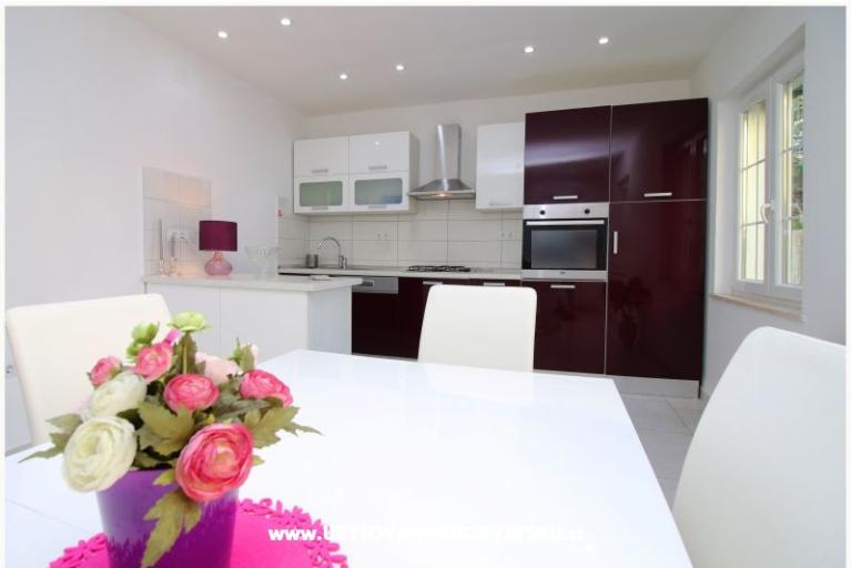 Scorpion Apartmány – foto 4