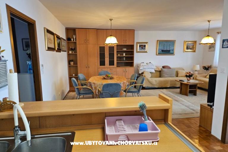 Apartmán uz more i plažu – foto 13