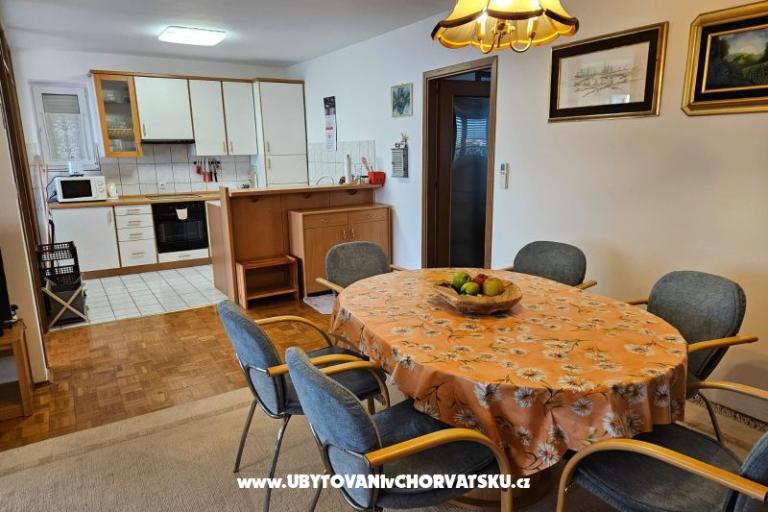 Apartmán uz more i plažu – foto 17