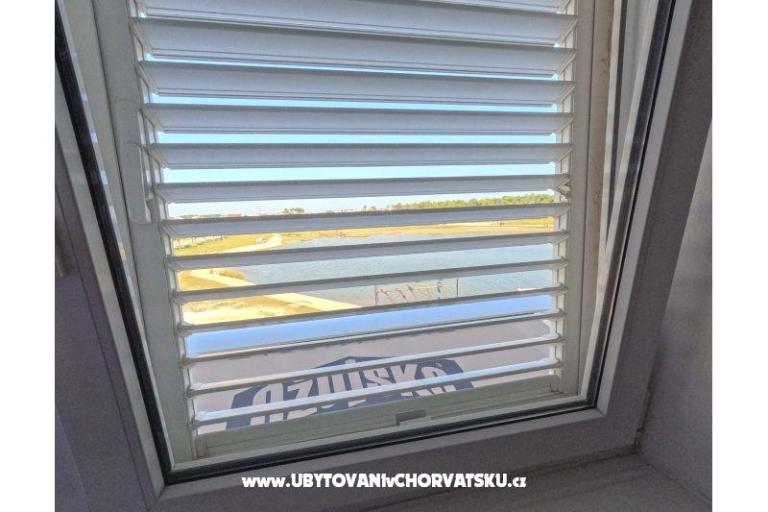 Apartmán uz more i plažu – foto 23