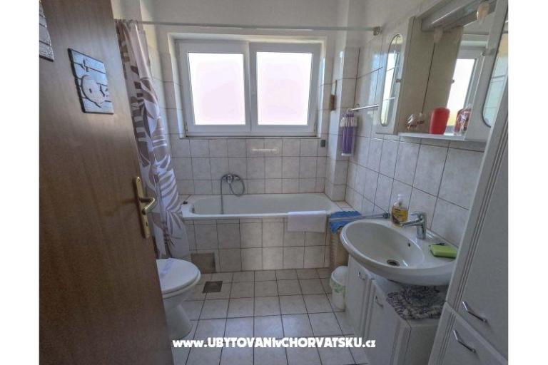Apartmán uz more i plažu – foto 31