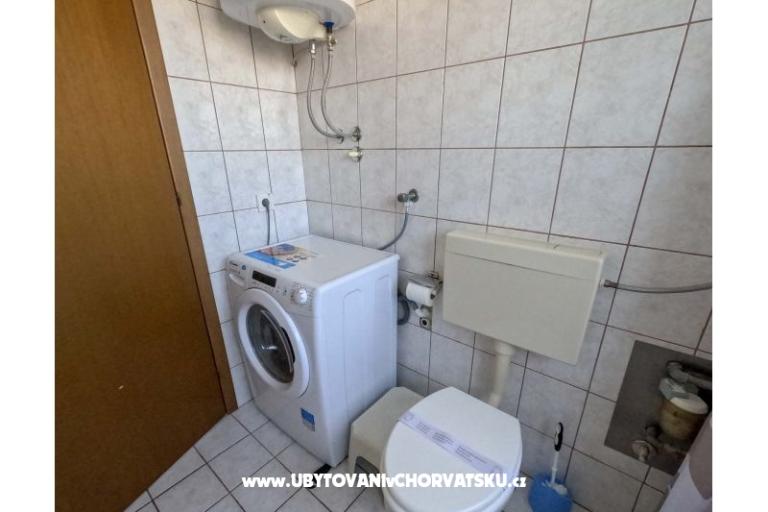 Apartmán uz more i plažu – foto 32