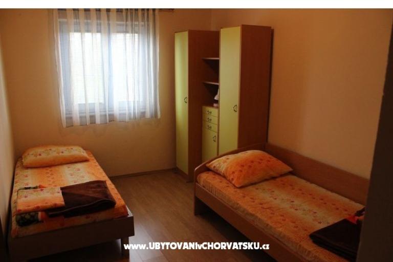 Apartmány Angelo s bazénom – foto 9