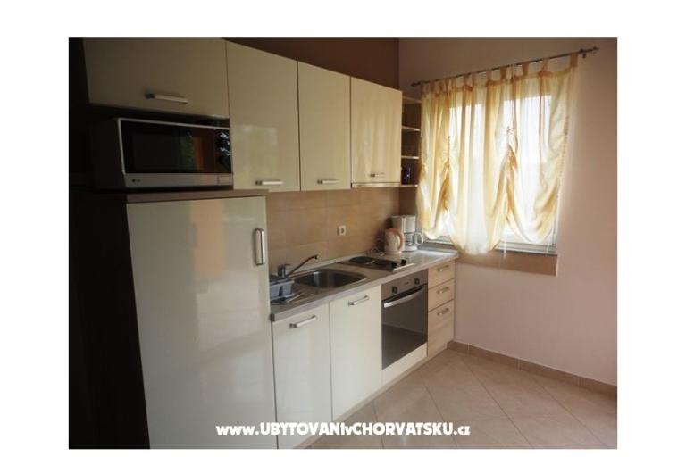 Apartmány Dora – foto 12