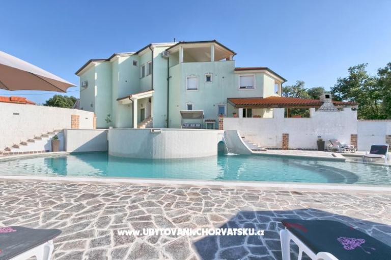 Apartmány s bazénom Štinjan – foto 2