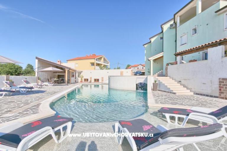 Apartmány s bazénom Štinjan – foto 3