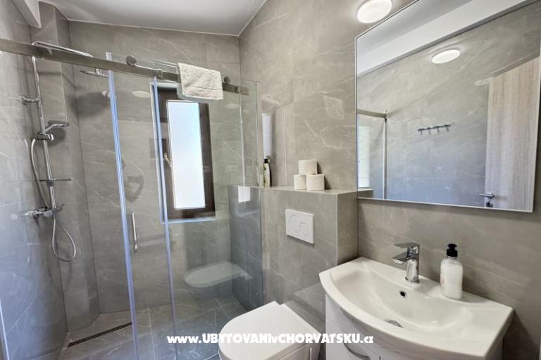 Flowers Apartmány Pula – foto 3