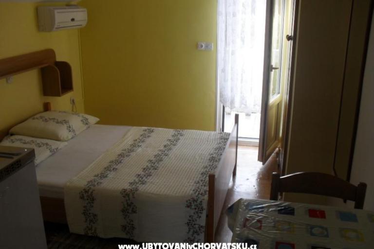 Apartmány Kampor – foto 14