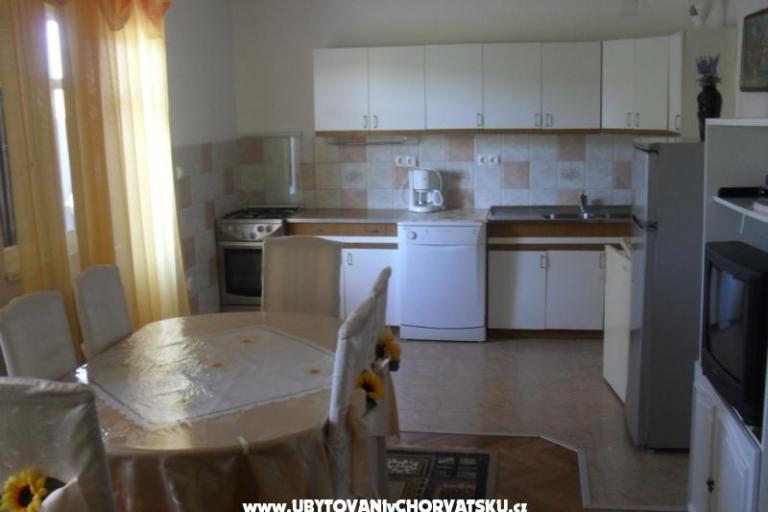 Apartmány Kampor – foto 5
