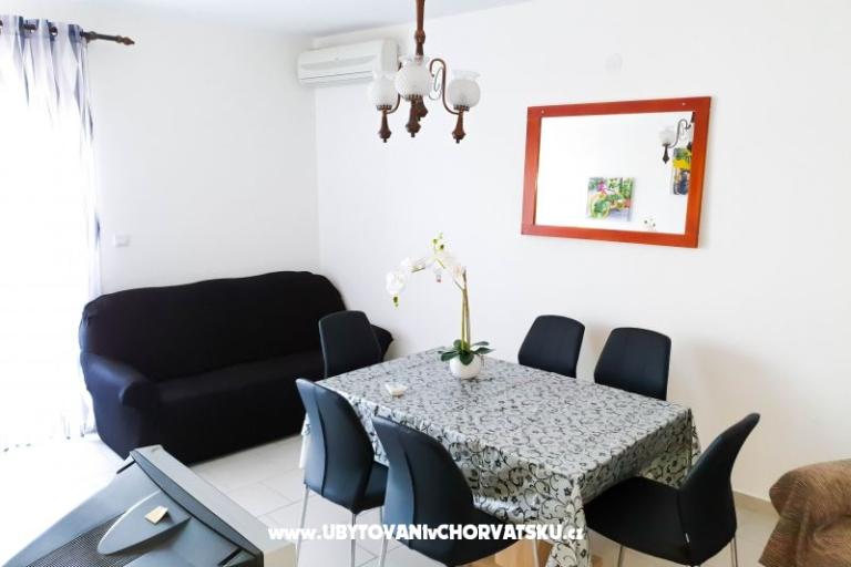 Apartmány Uranus – foto 11