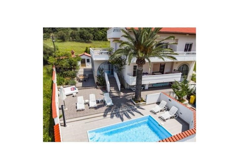 Apartmány Anny s bazénom – foto 11