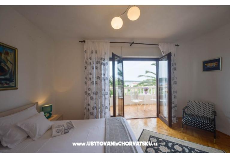 Apartmány Anny s bazénom – foto 8