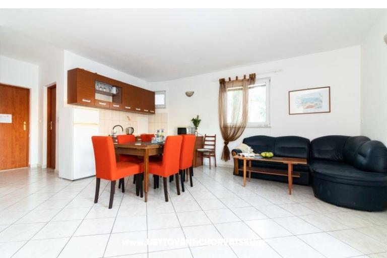 Apartmán Bronislovas – foto 10