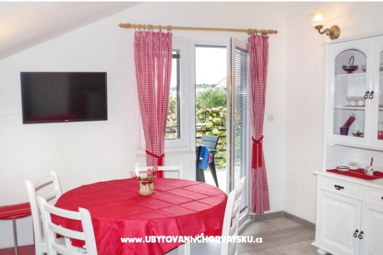 Apartmány Nives – foto 11