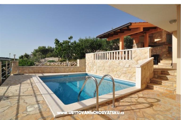 Apartmány Panorama s bazenom – foto 7