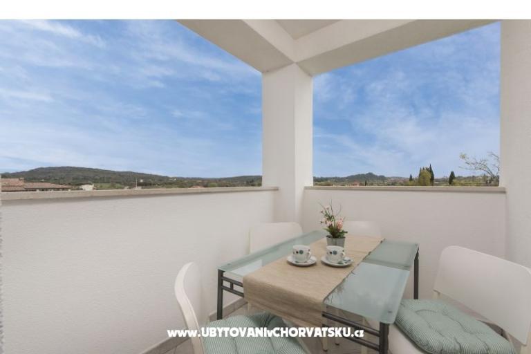 Apartmány Kimi with swimming pool  – foto 13