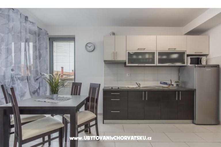 Apartmány Kimi with swimming pool  – foto 14