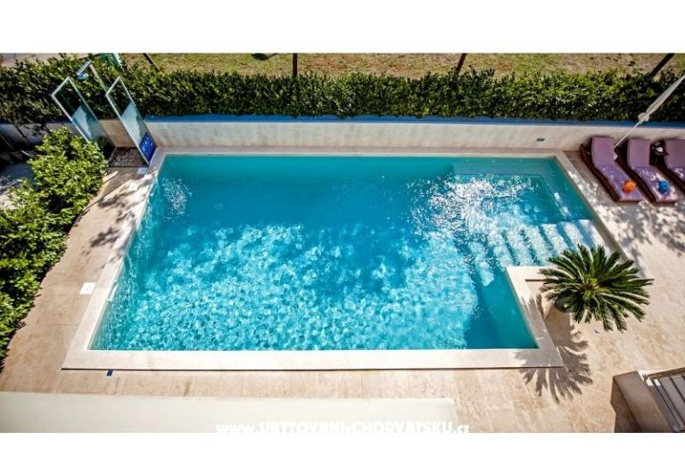 Apartmány Kimi with swimming pool  – foto 2