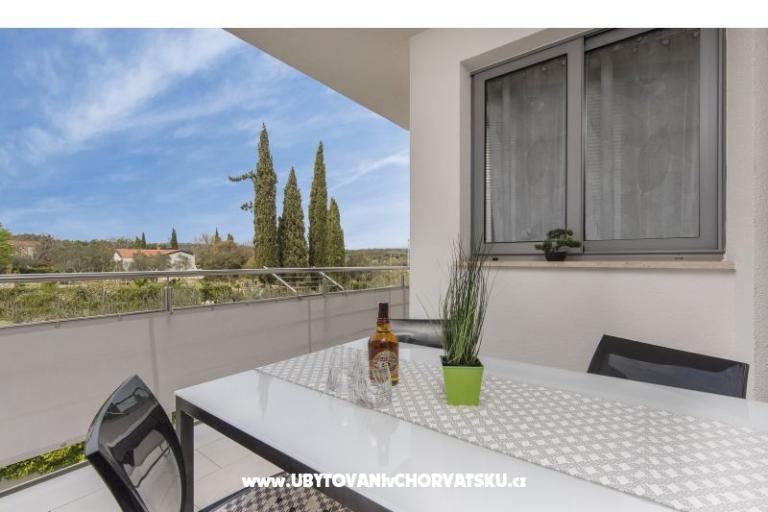 Apartmány Kimi with swimming pool  – foto 9