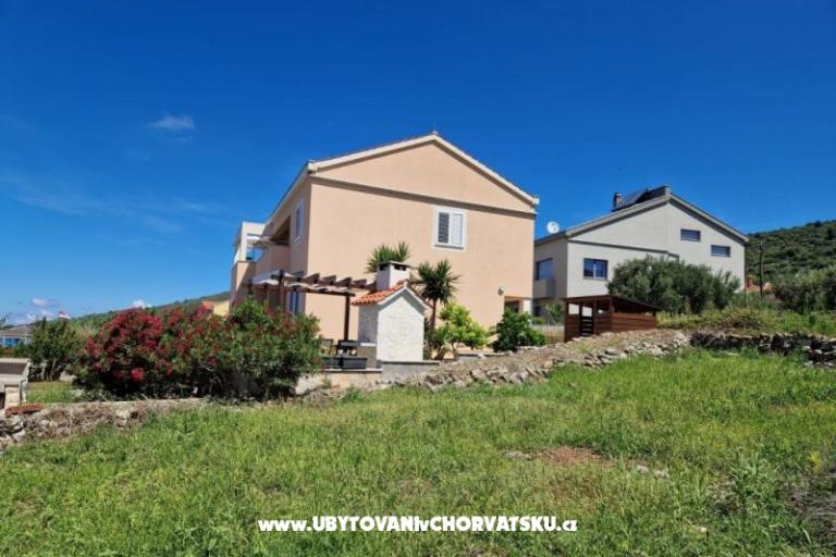 Apartmány Carić – foto 7