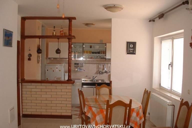 Apartmán Ruzmarino – foto 4