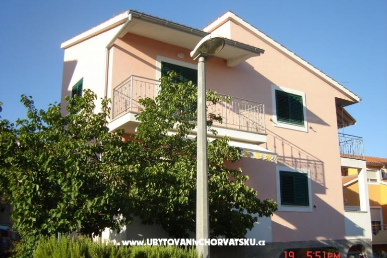 Apartmány Males – foto 2