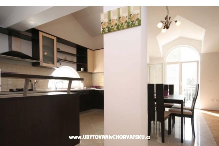Apartmány Naomi – foto 13