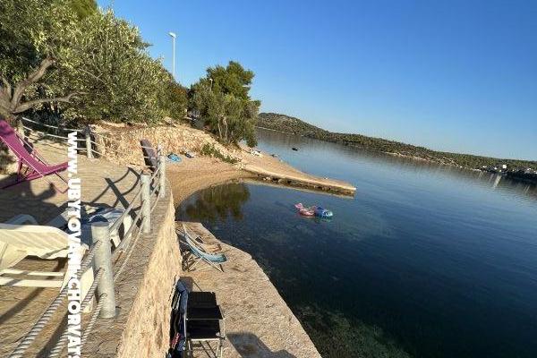 Apartmány Ena i Lora – foto 2