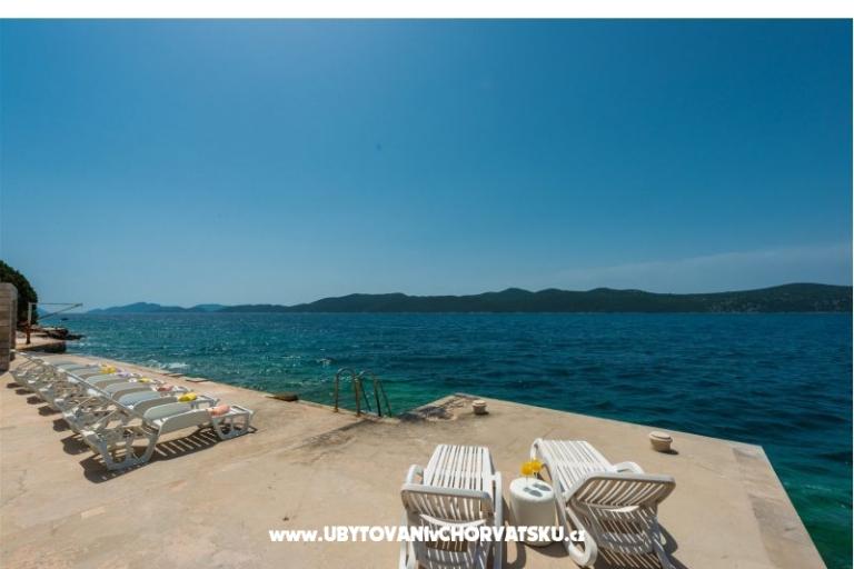 Villa Ratac Beach Apartmány – foto 13