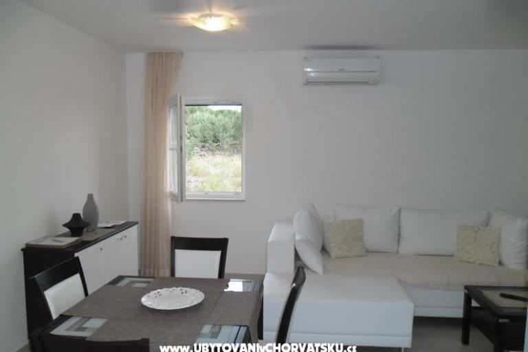 Apartmány Dragun Stomorska – foto 6