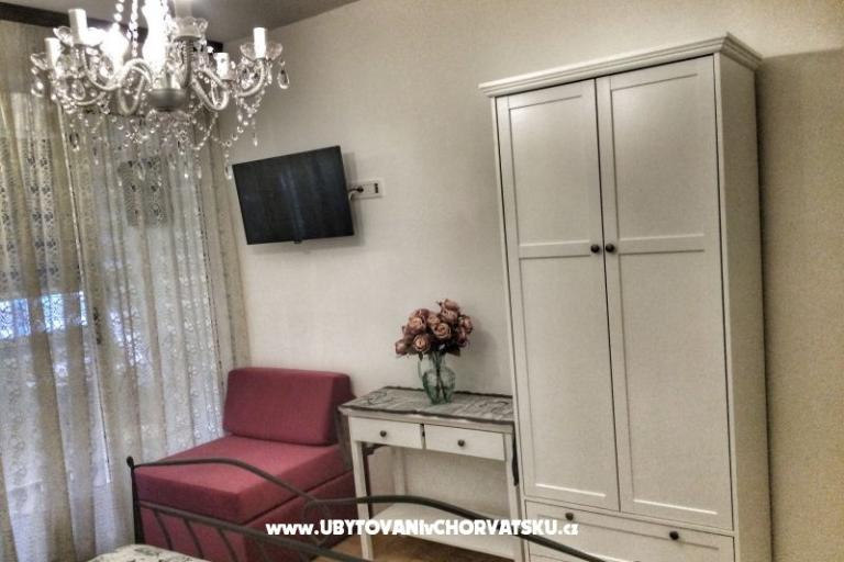 Bella Elia Luxury Studio Apartmán – foto 4