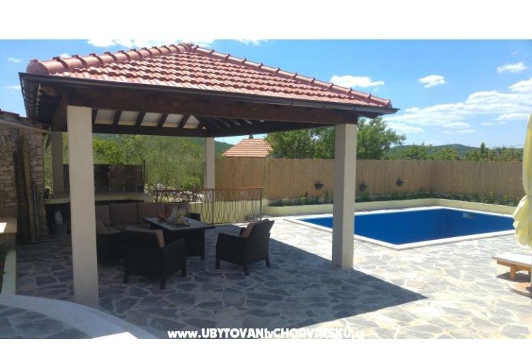 Countryside house s bazénom – foto 5