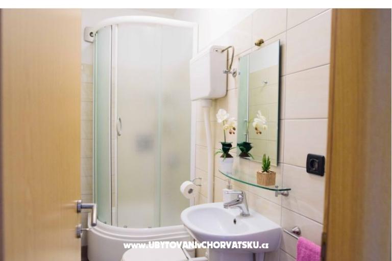 HolidayHomeSpalato-pool apartments  – foto 16