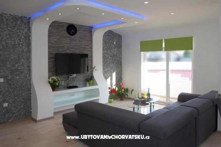 Modern Apartmán  – foto 2