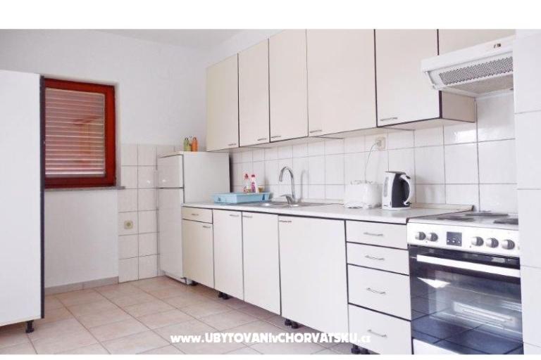 Tomo Božinović- Apartmány – foto 11