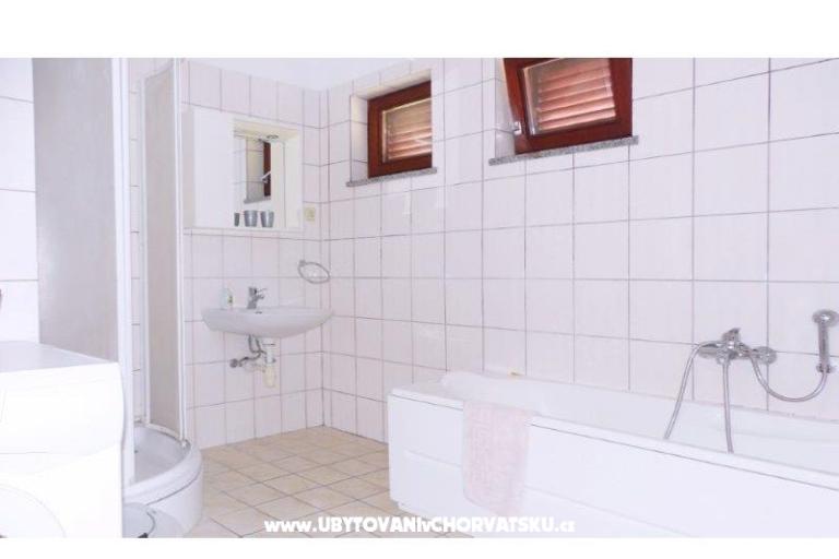 Tomo Božinović- Apartmány – foto 12