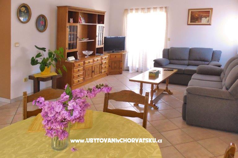 Tomo Božinović- Apartmány – foto 6