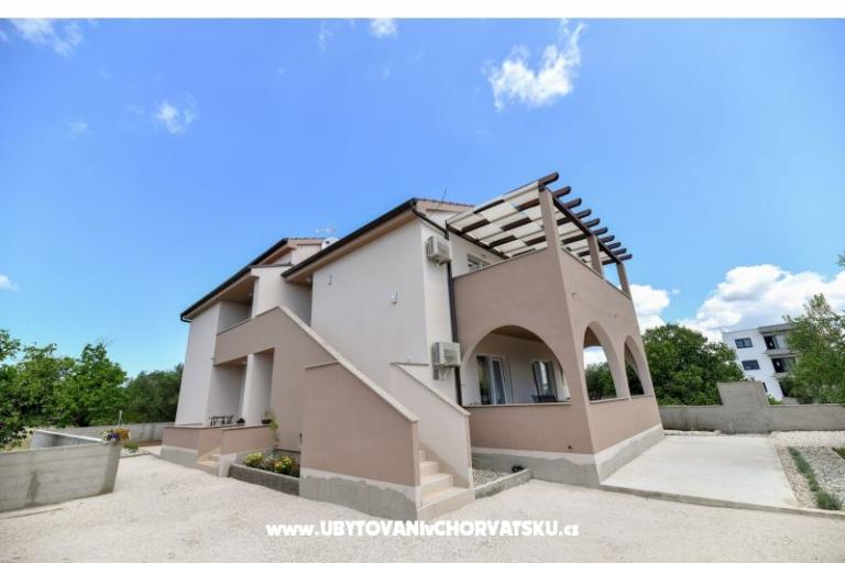  Apartmány J – foto 6