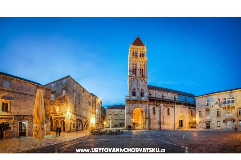 LAURA, 110 m2 pool, 100 m to beach – foto 15