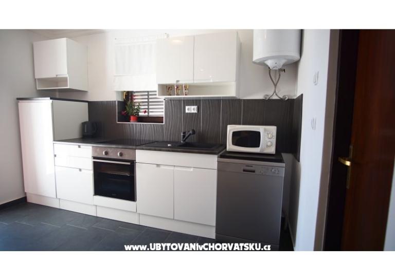 Apartmány Laura – foto 12