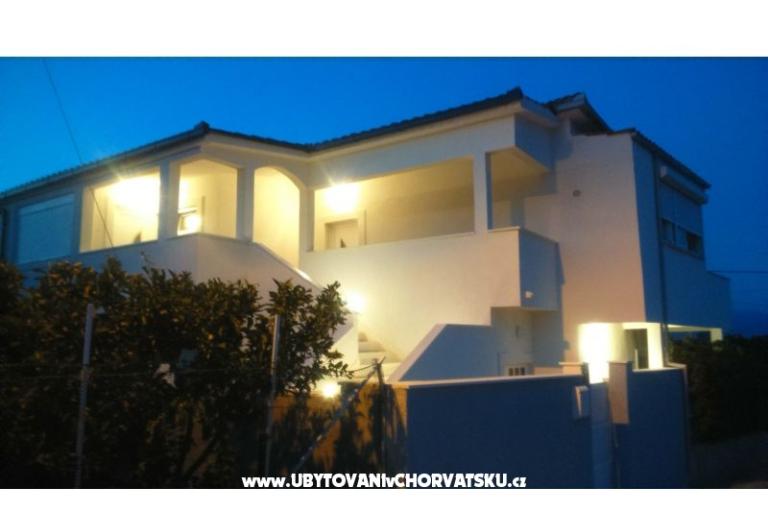 Apartmány Lovre – foto 11