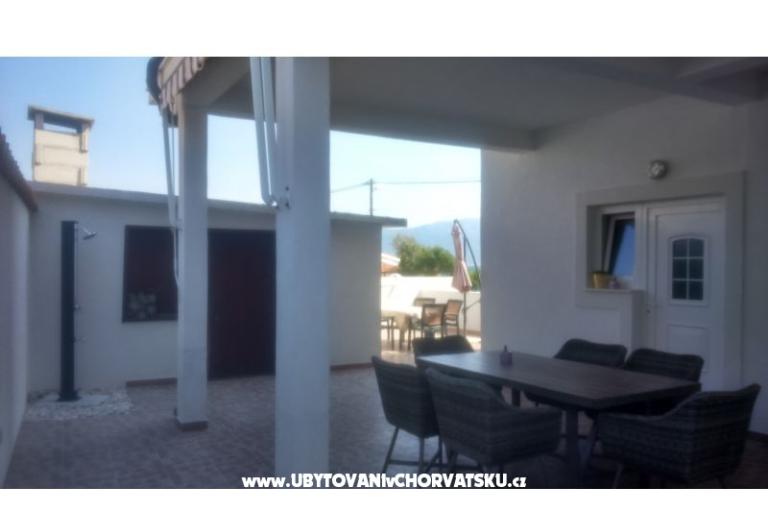 Apartmány Lovre – foto 18