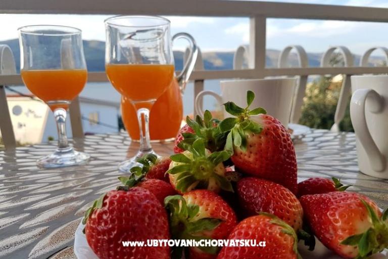 Rodinný apartmán Okrug Donji – foto 15